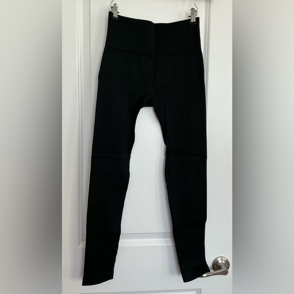 Colsie Black Womens Leggings